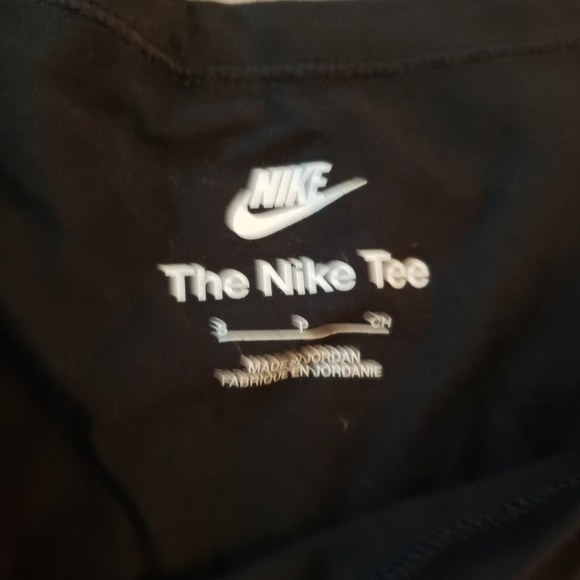 Nike Black Tank Small NWT - Picture 3 of 3